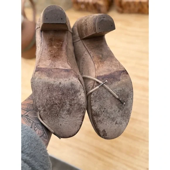 ALL SAINTS Suede Wingtip Oxford Heel Booties Women's Lace Up Dress Shoes Taupe - Picture 4 of 6